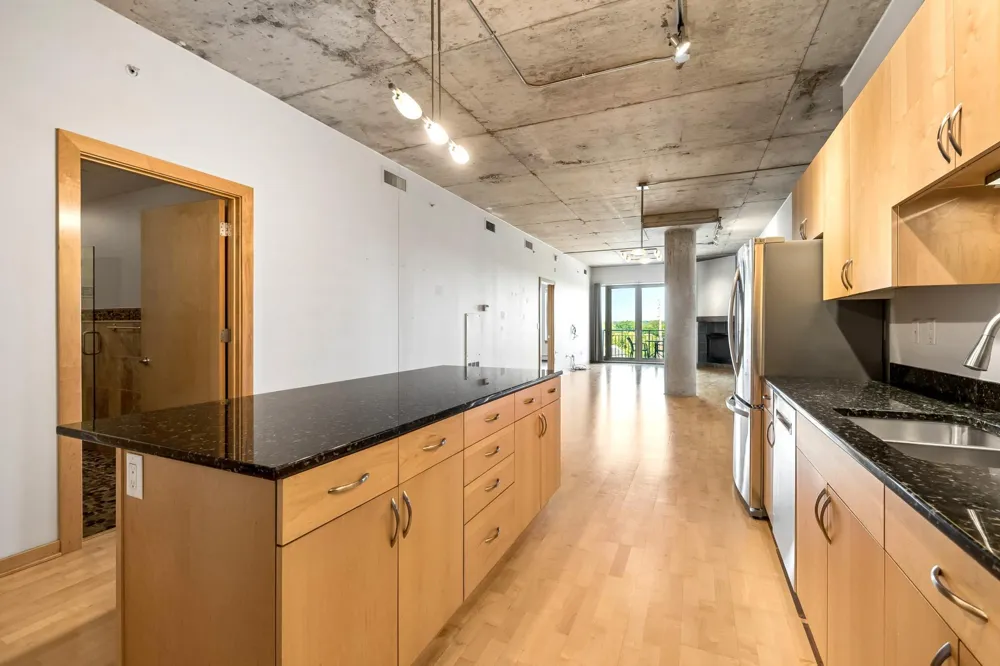 212 1st Street #610 Minneapolis, MN 55401
