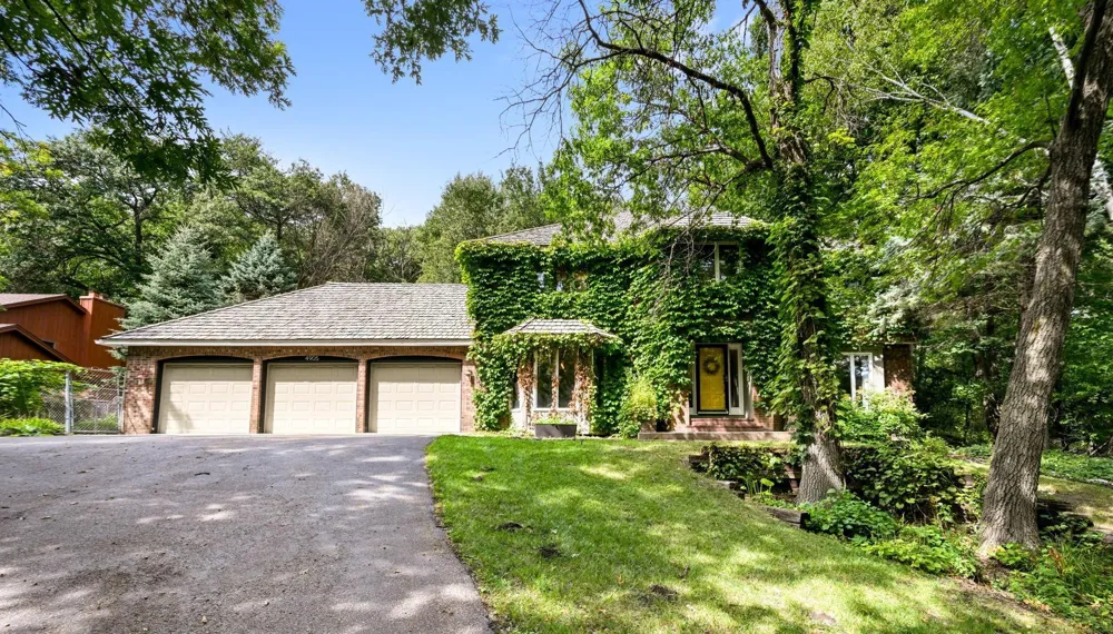 4905 Safari Court S Eagan, MN 55122