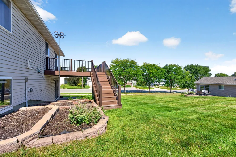 4639 Manor Park Drive NW Rochester, MN 55901