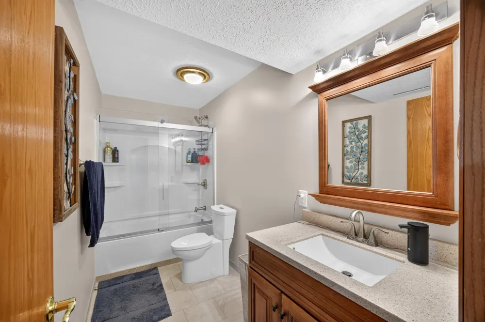 4639 Manor Park Drive NW Rochester, MN 55901