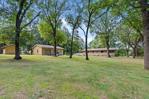 4550 Benton Drive