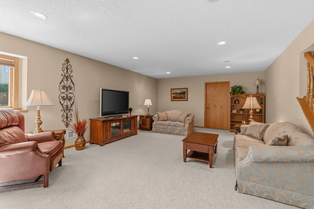 14329 Rochester Street NE Ham Lake, MN 55304