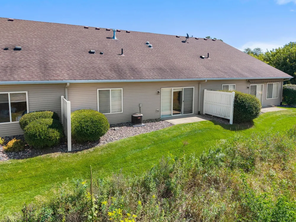 7447 Timber Crest Drive S Cottage Grove, MN 55016