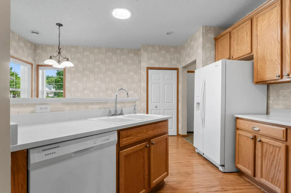 7447 Timber Crest Drive S Cottage Grove, MN 55016