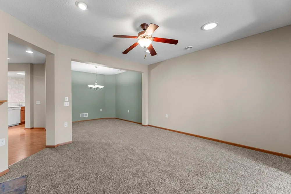 7447 Timber Crest Drive S Cottage Grove, MN 55016