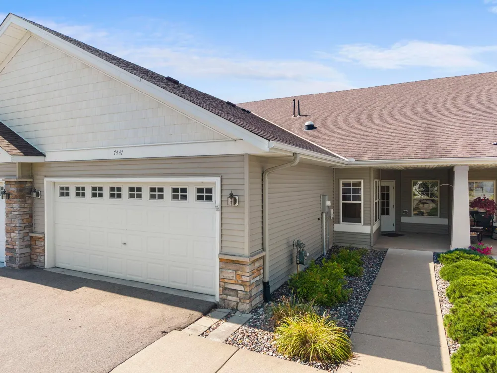 7447 Timber Crest Drive S Cottage Grove, MN 55016