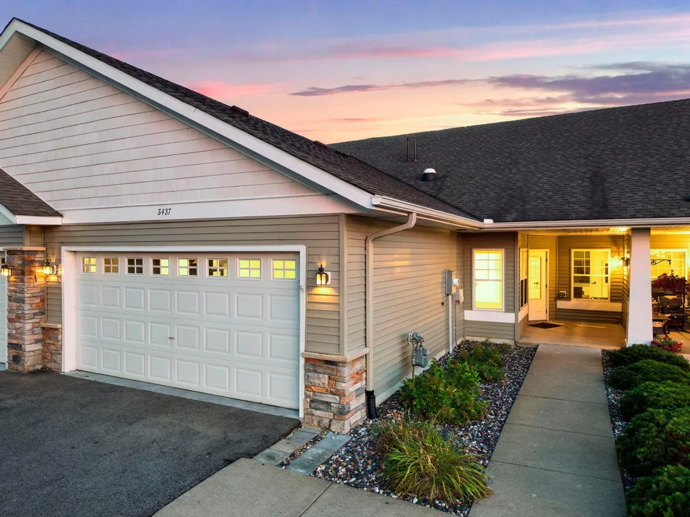 7447 Timber Crest Drive S Cottage Grove, MN 55016