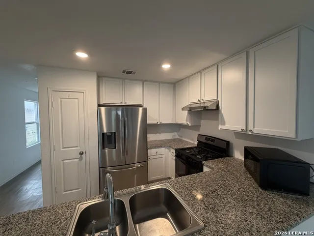 5938 ANTONIO PL Seguin, TX 78155