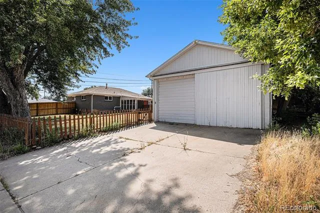 5445 Vallejo Street Denver, CO 80221