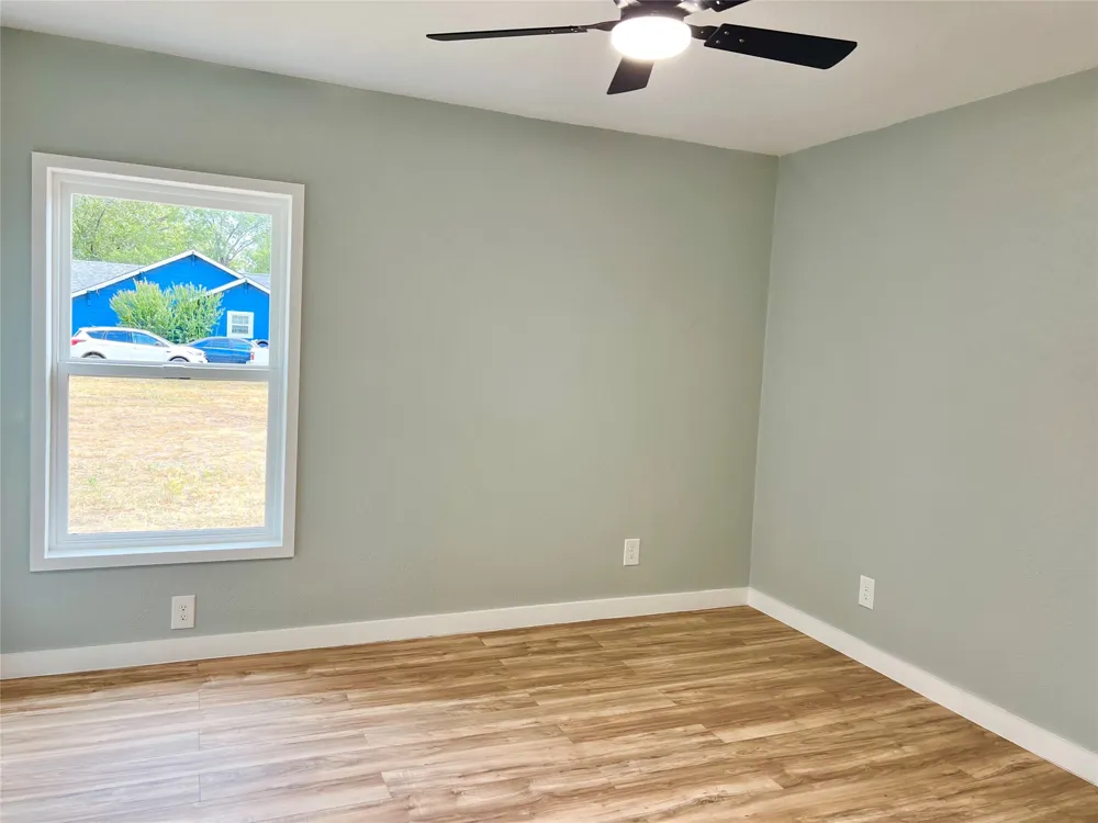 206 Vine Street Bangs, TX 76823