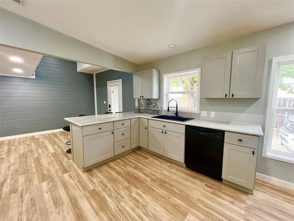 206 Vine Street Bangs, TX 76823