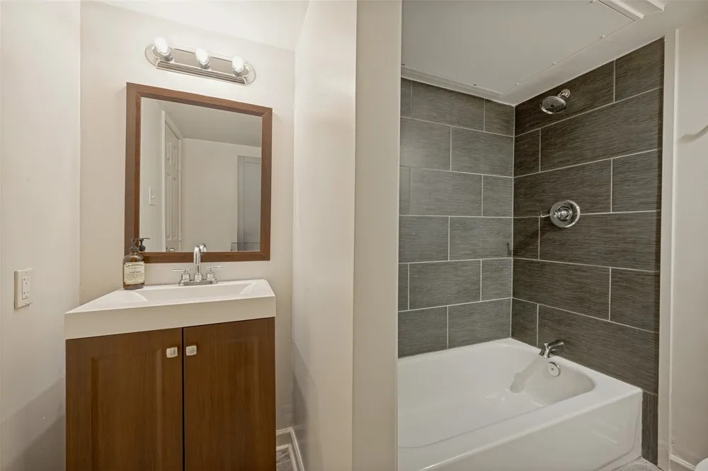 5140 Amesbury Drive #212 Dallas, TX 75206