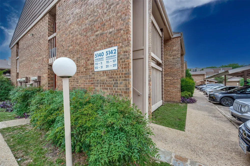 5140 Amesbury Drive #212 Dallas, TX 75206