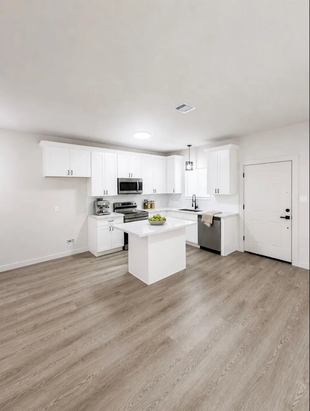 7933 Goode Street Houston, TX 77012