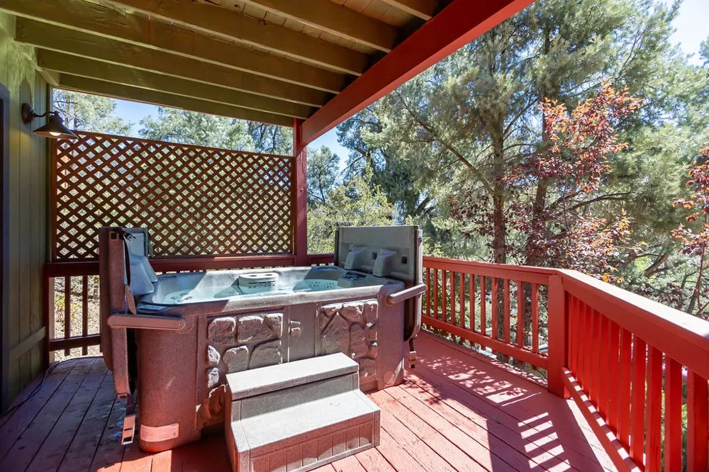 2421 Oakwood Court Pine Mountain Club, CA 93222
