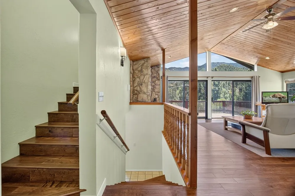 2421 Oakwood Court Pine Mountain Club, CA 93222