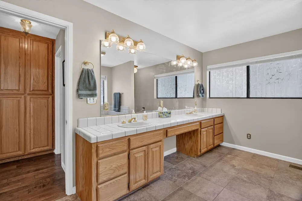 2421 Oakwood Court Pine Mountain Club, CA 93222