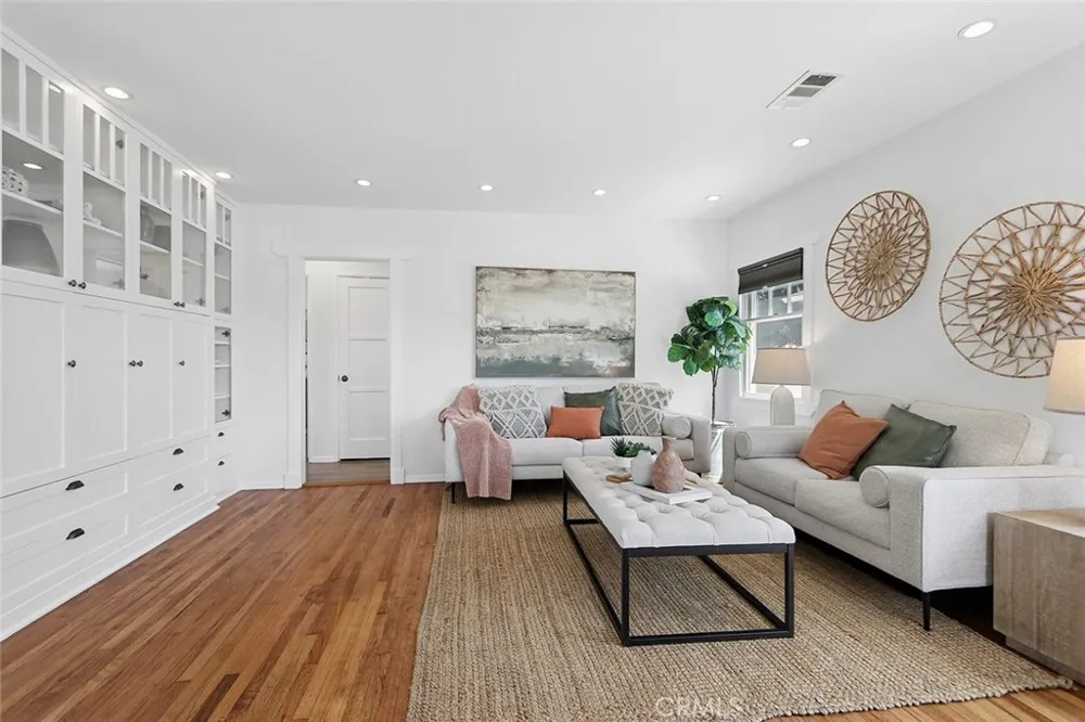 5107 W 136th Hawthorne, CA 90250