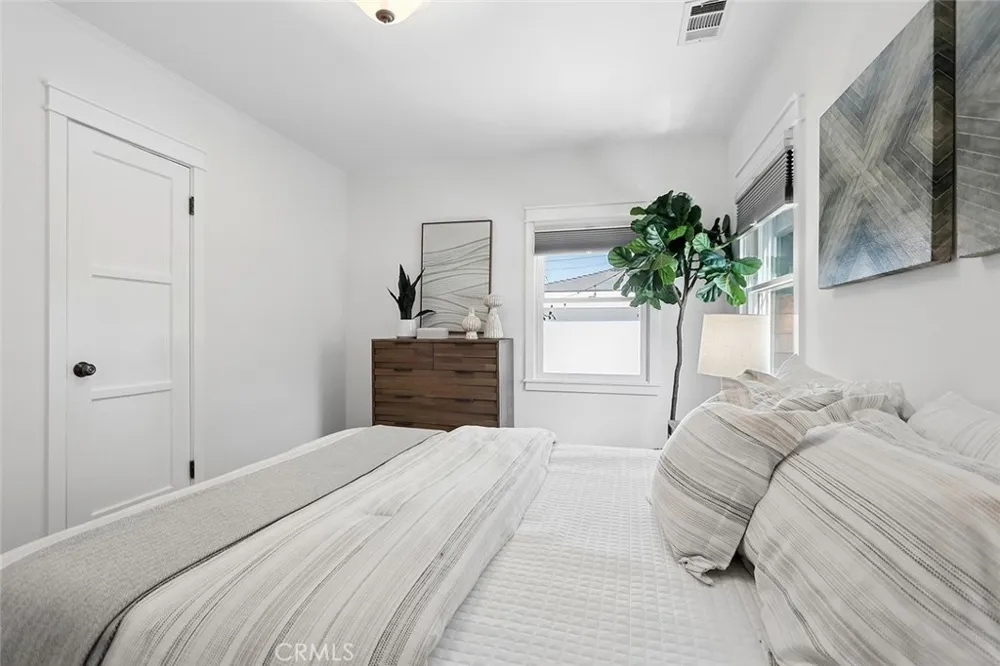 5107 W 136th Hawthorne, CA 90250