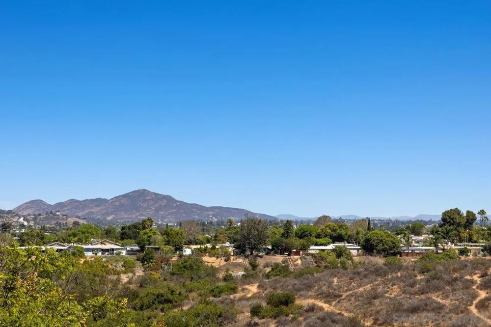 6412 Zena San Diego, CA 92115