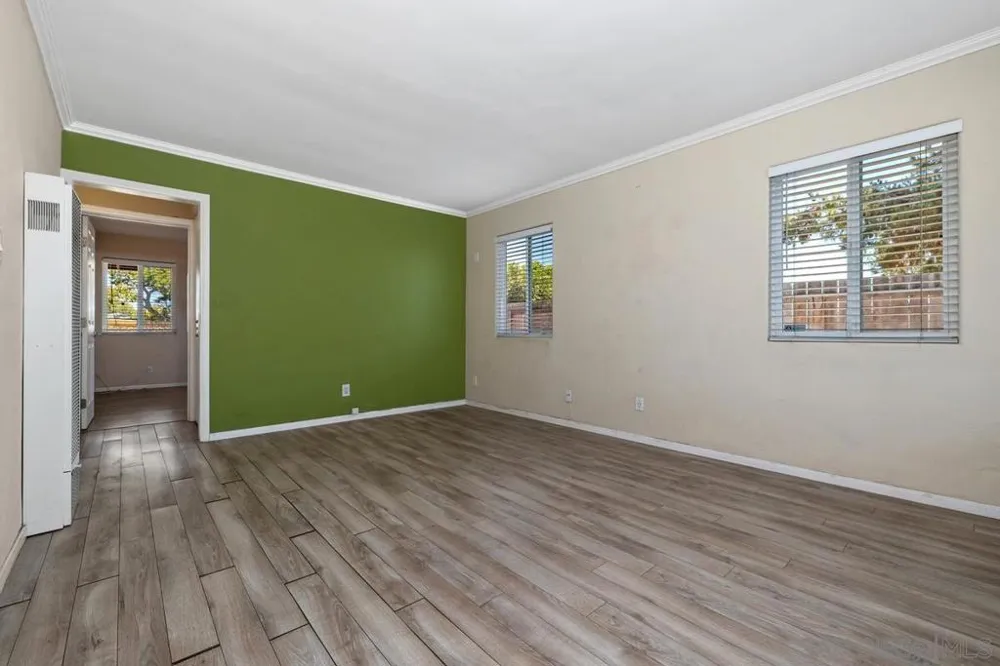6412 Zena San Diego, CA 92115