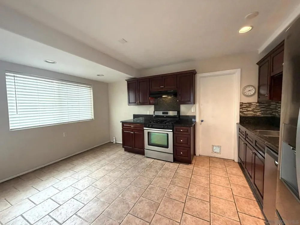 6412 Zena San Diego, CA 92115