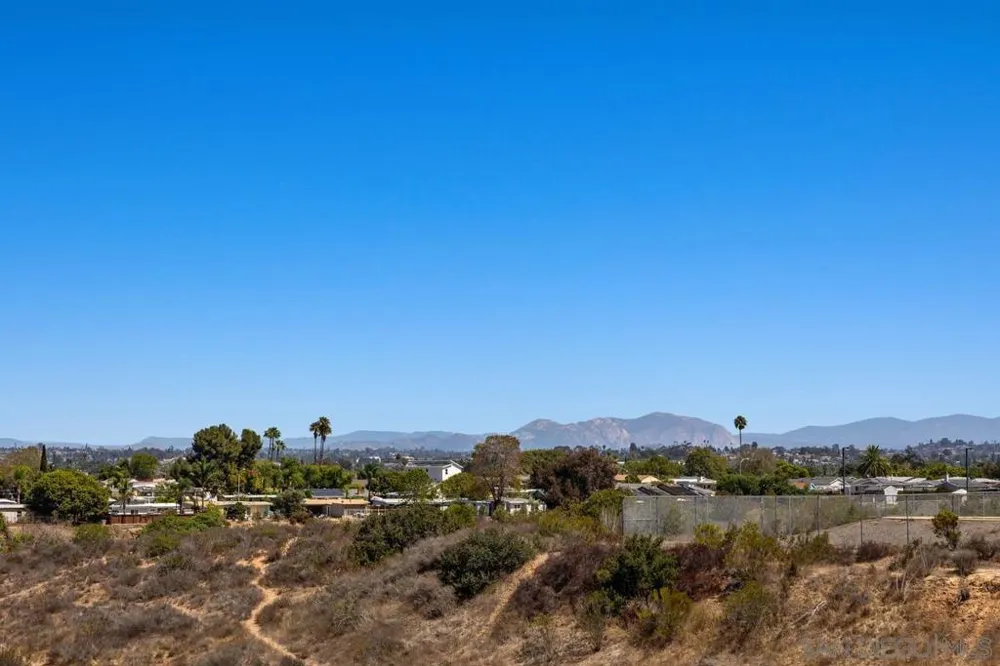 6412 Zena San Diego, CA 92115