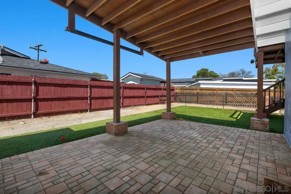 6412 Zena San Diego, CA 92115