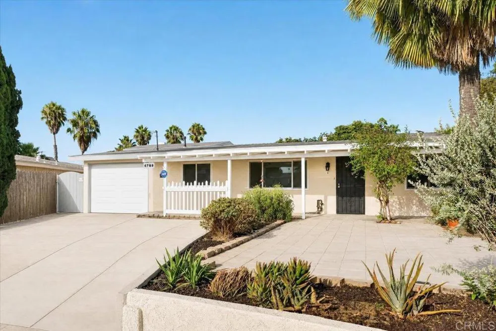 4789 Andalusia Avenue San Diego, CA 92117