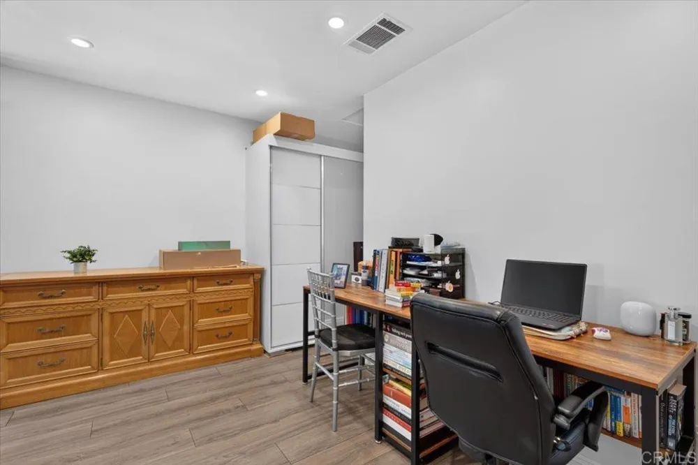 4789 Andalusia Avenue San Diego, CA 92117