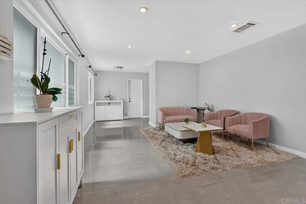 4789 Andalusia Avenue San Diego, CA 92117