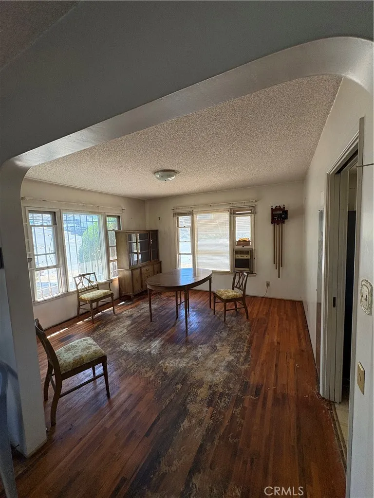 102 E 7th Escondido, CA 92025