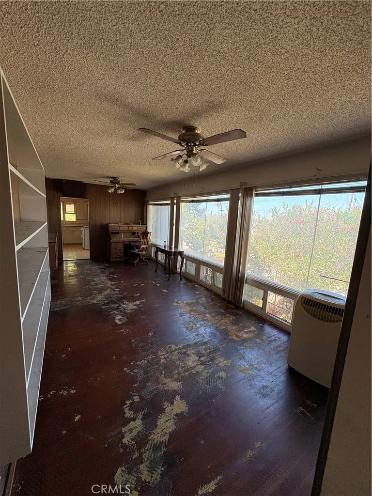 102 E 7th Escondido, CA 92025