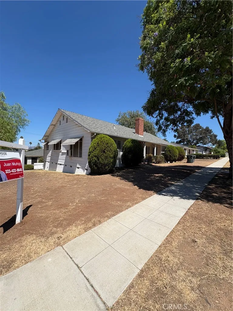 102 E 7th Escondido, CA 92025