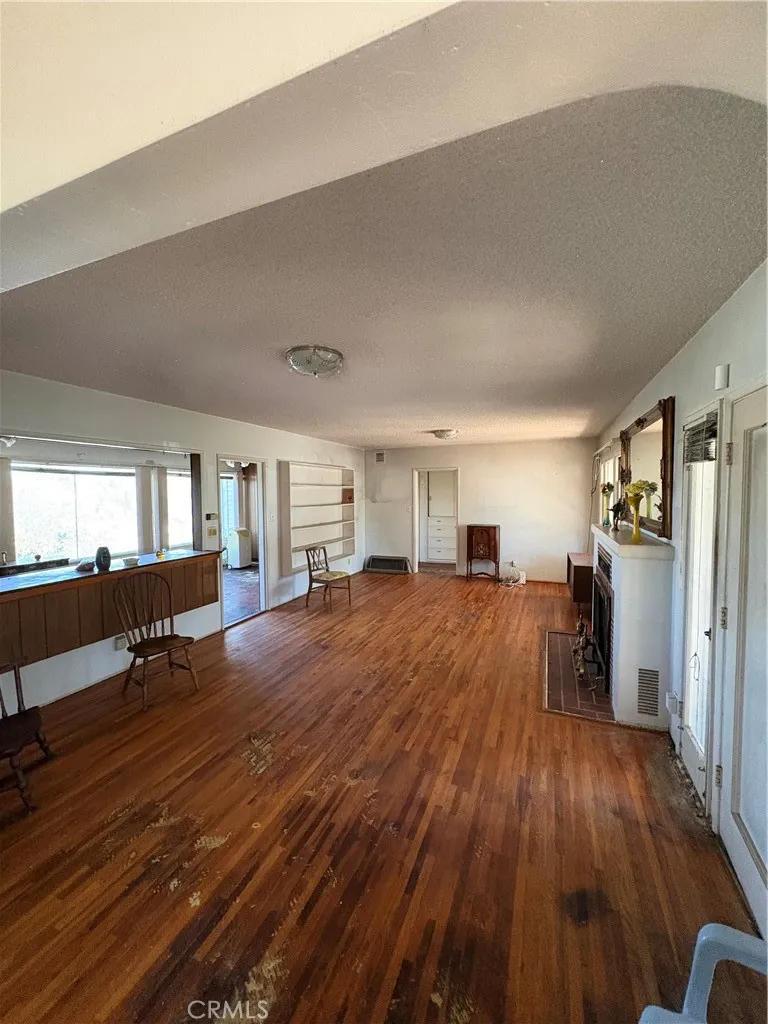 102 E 7th Escondido, CA 92025