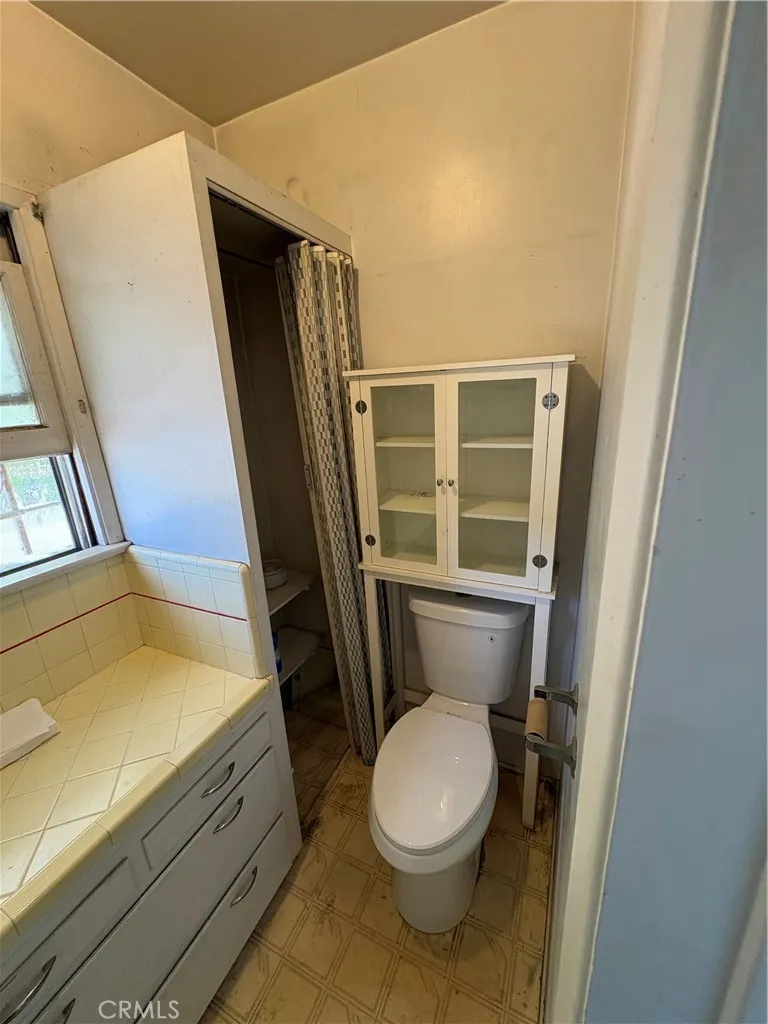 102 E 7th Escondido, CA 92025