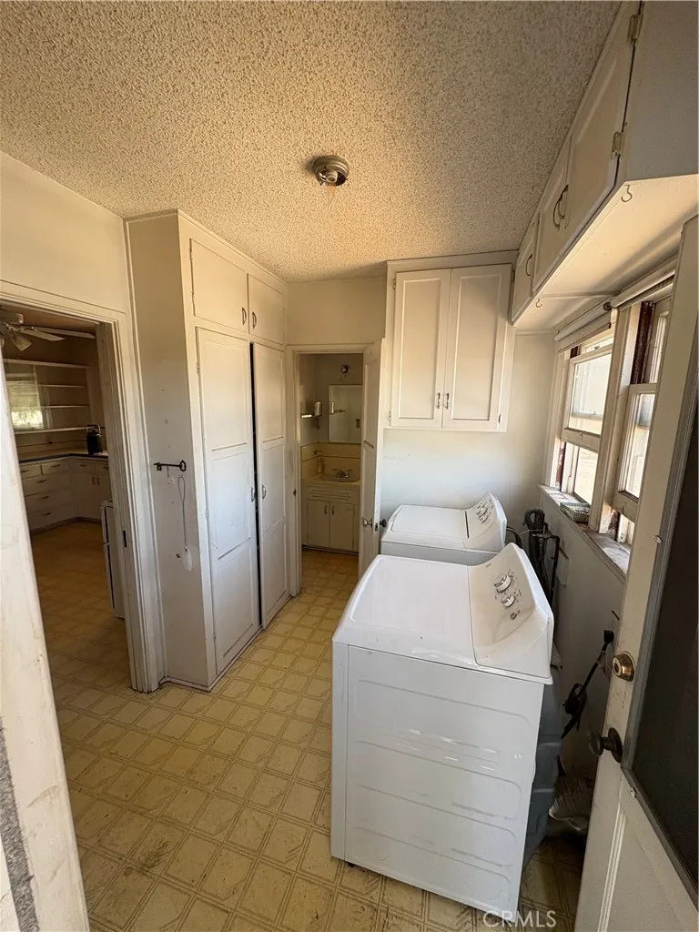 102 E 7th Escondido, CA 92025