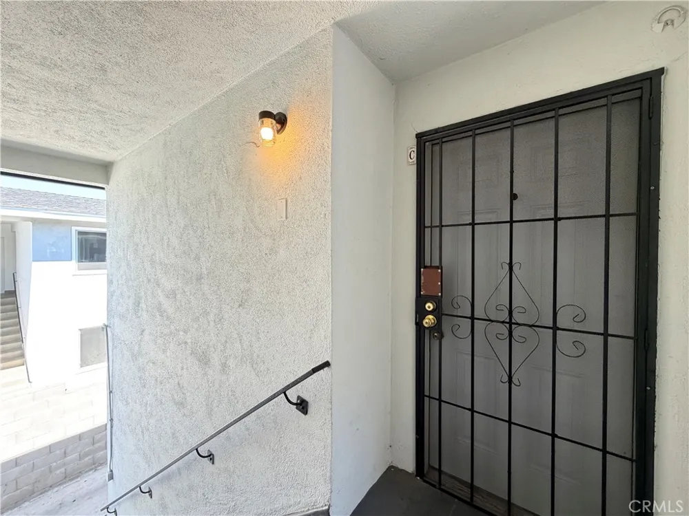 12915 Doty Avenue #C Hawthorne, CA 90250