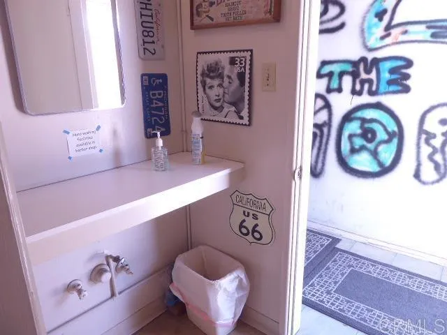 121 W. GRAND AVE #2 Escondido, CA 92025