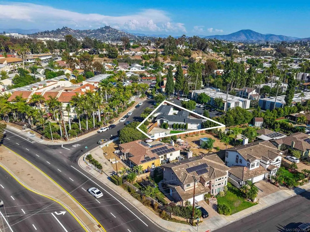 5590 Shasta Lane La Mesa, CA 91942