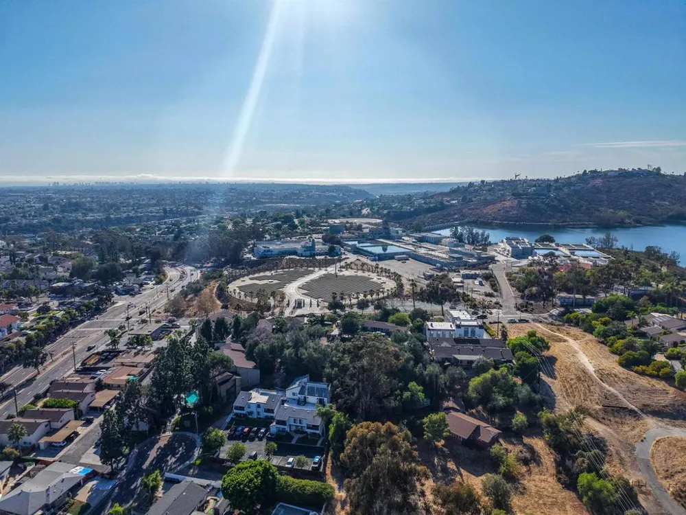 5590 Shasta Lane La Mesa, CA 91942