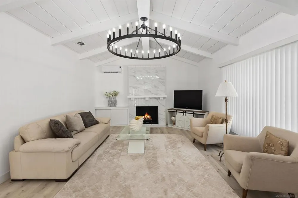 5590 Shasta Lane La Mesa, CA 91942