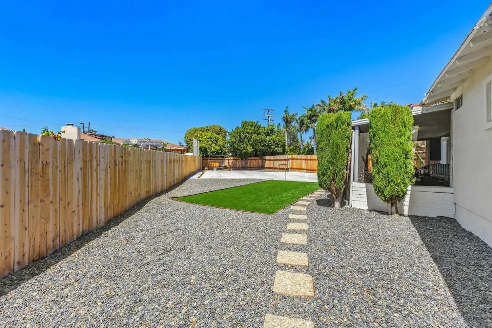 5590 Shasta Lane La Mesa, CA 91942