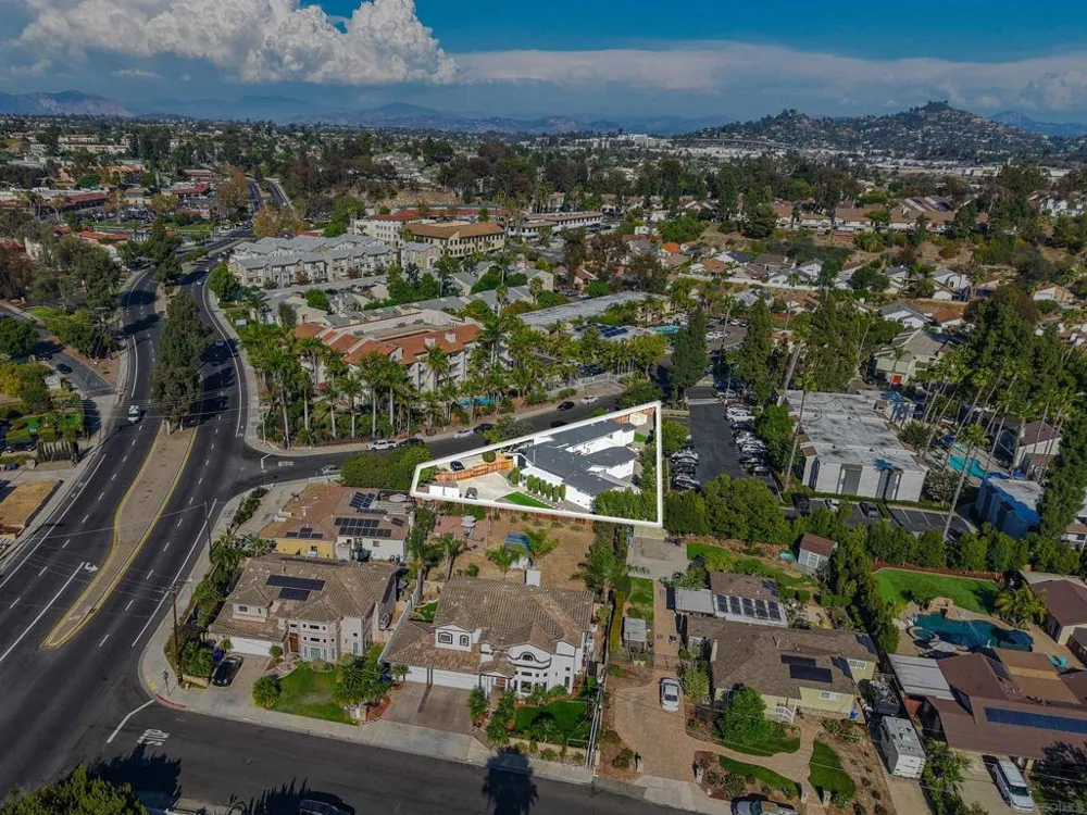 5590 Shasta Lane La Mesa, CA 91942