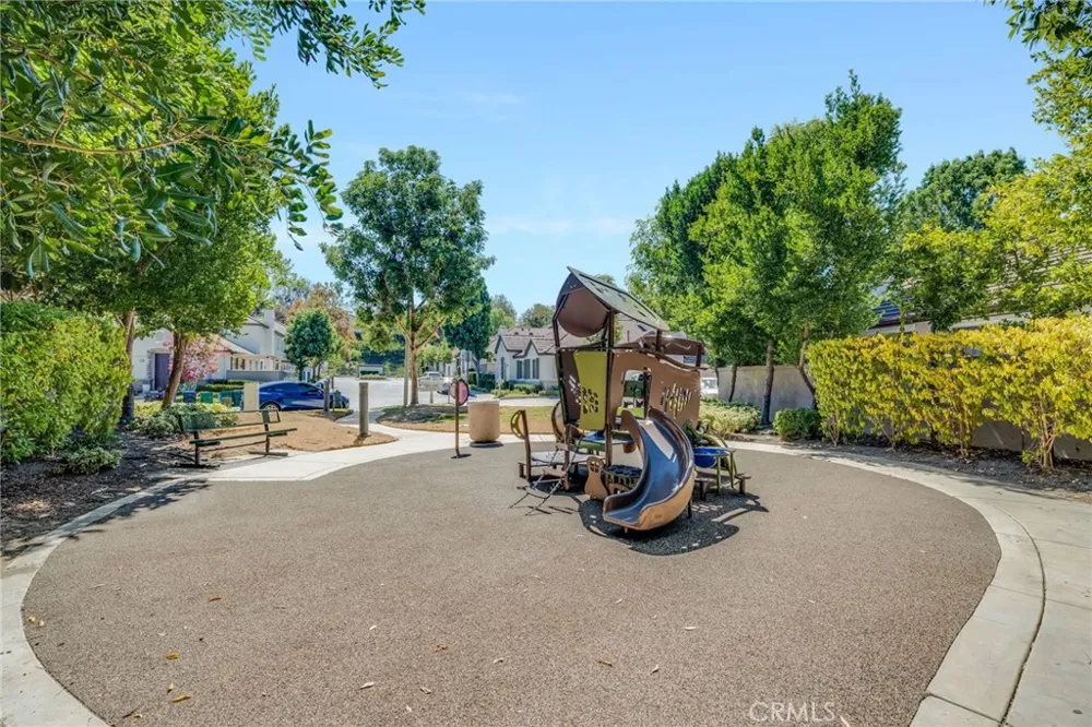 148 Seacountry Rancho Santa Margarita, CA 92688