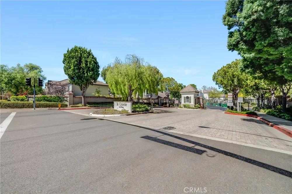 148 Seacountry Rancho Santa Margarita, CA 92688