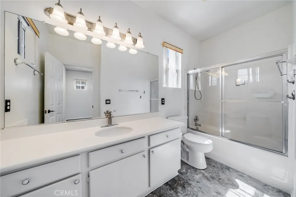 148 Seacountry Rancho Santa Margarita, CA 92688