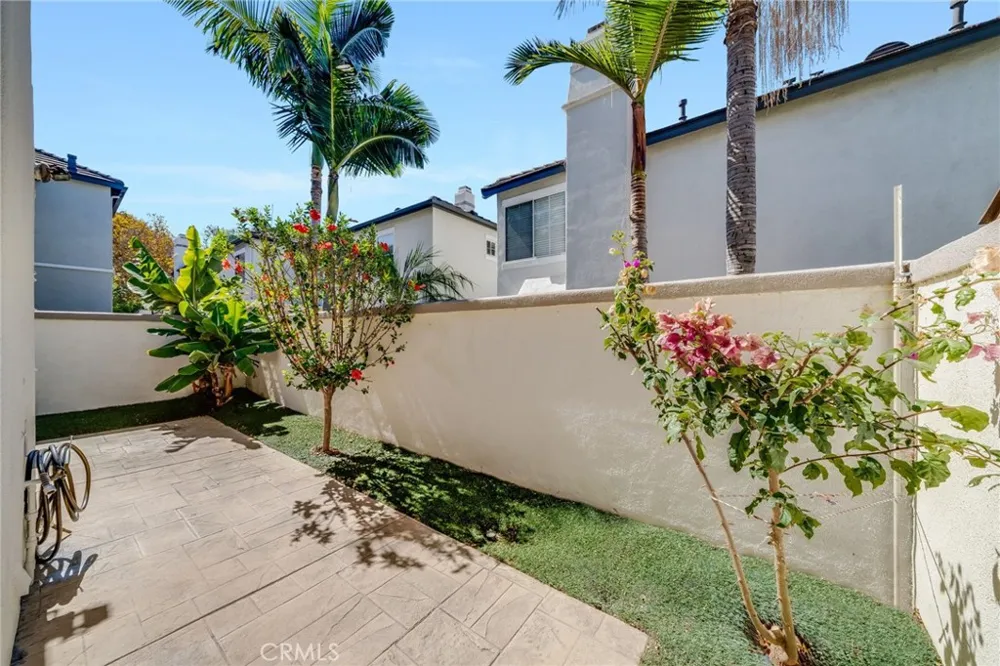 148 Seacountry Rancho Santa Margarita, CA 92688
