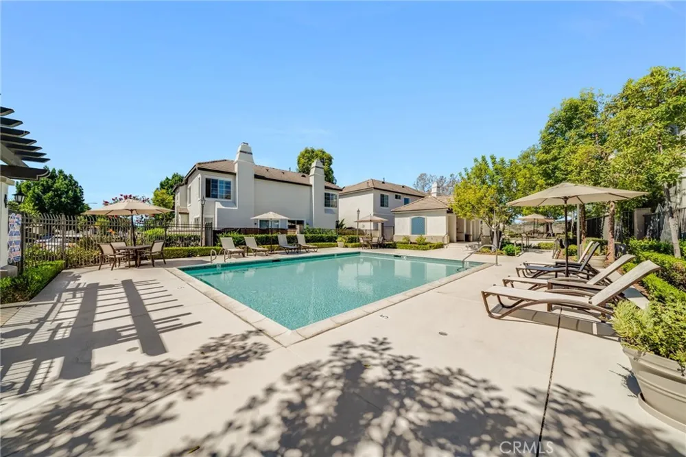 148 Seacountry Rancho Santa Margarita, CA 92688