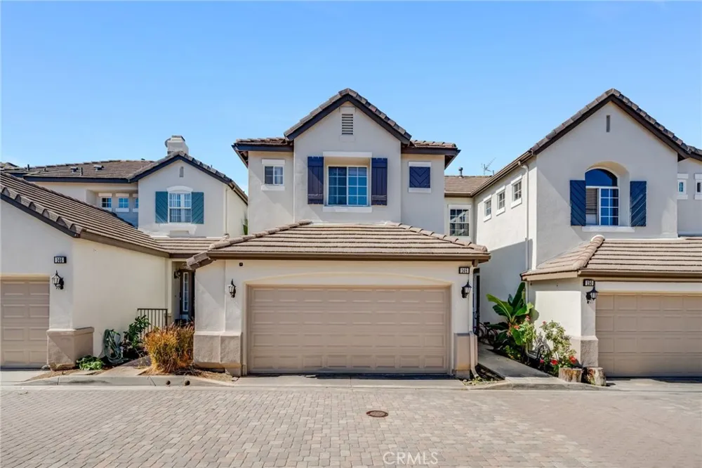 148 Seacountry Rancho Santa Margarita, CA 92688